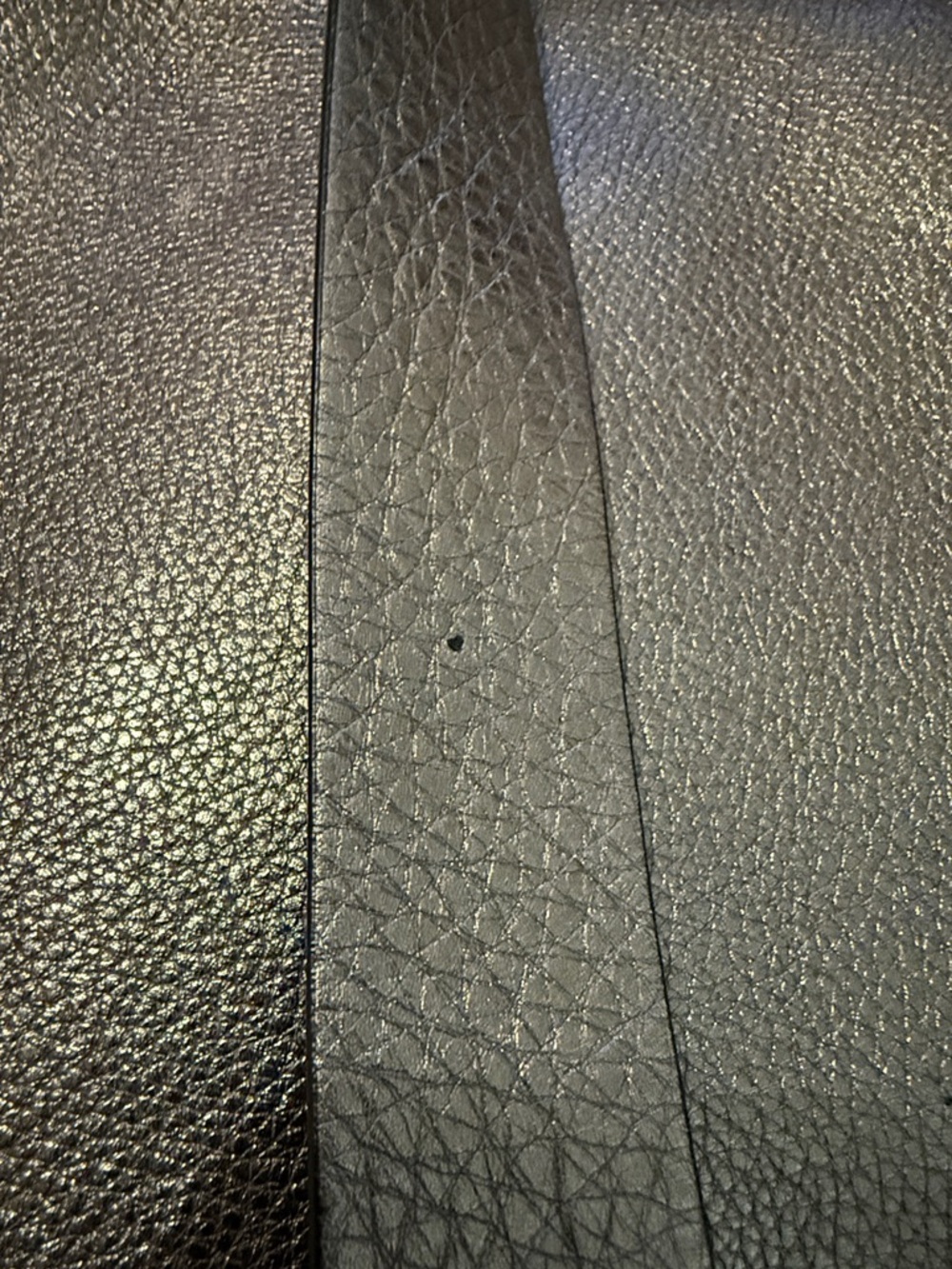 Authentic Valentino Garavani Rockstud Crossbody Hobo Metallic Leather Medium sz - Picture 16 of 16